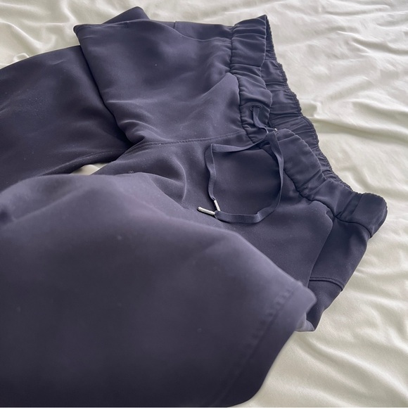 Work Lululemon Pants 7/8 length - Picture 4 of 5